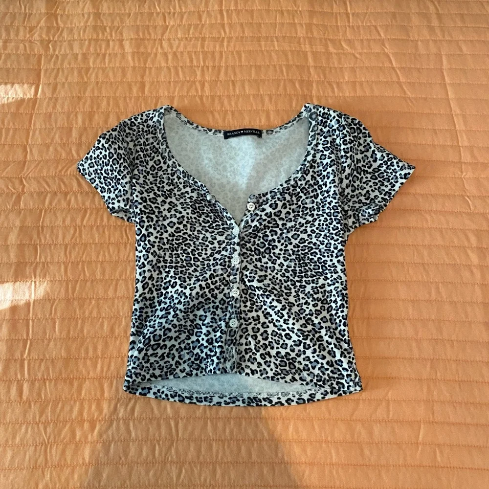 brandy Melville button up shirt - Picture 1 of 3